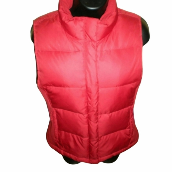GAP Jackets & Blazers - Gap Down Puffer Vest  Red ~ Full Zipper LIKE NEW